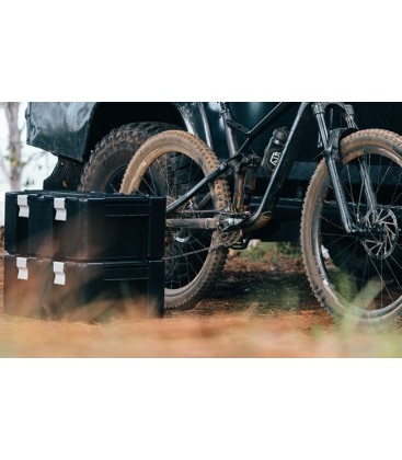 CAJA FRONT RUNNER