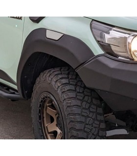 Aletines 4.5cm de rueda para Toyota Hilux Revo pick up 4x4