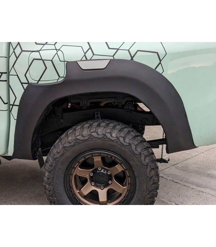 Aletines 4.5cm de rueda para Toyota Hilux Revo pick up 4x4
