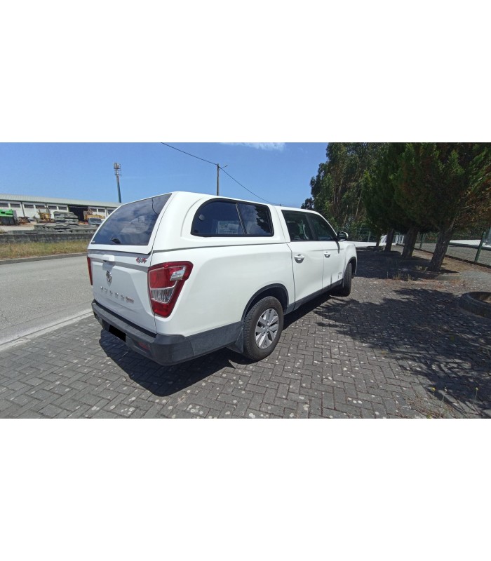 Hard top con ventanas correderas pintado para Ssangyong Musso largo