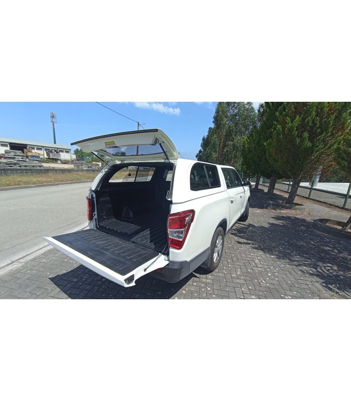 Hard top con ventanas correderas pintado para Ssangyong Musso largo