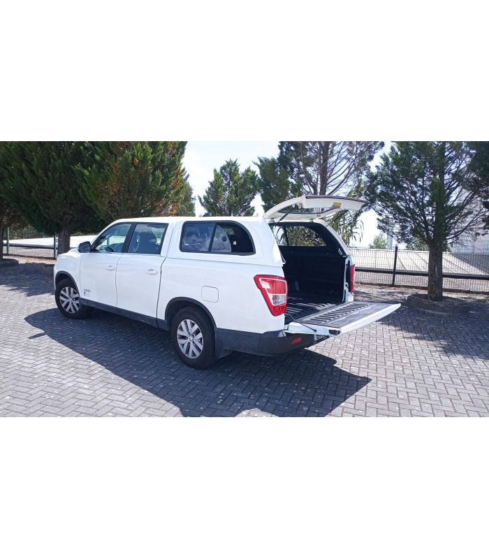 Hard top con ventanas correderas pintado para Ssangyong Musso largo