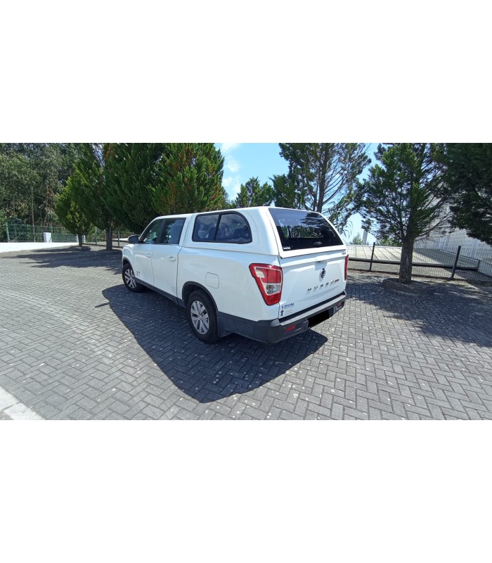 Hard top con ventanas correderas pintado para Ssangyong Musso largo