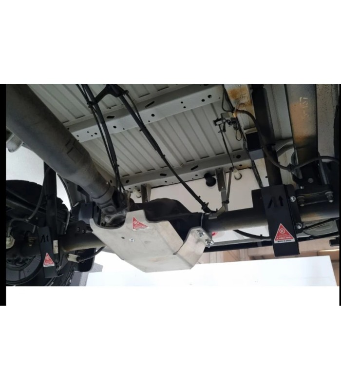 Plancha ALMONT proteccion amortiguadores  protector de Mercedes Sprinter 2 4X4